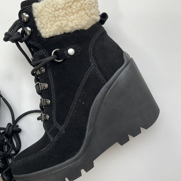 Guess Women’s Taanya Leather Wedge Booties Black Suede Size 9 - Picture 3 of 8